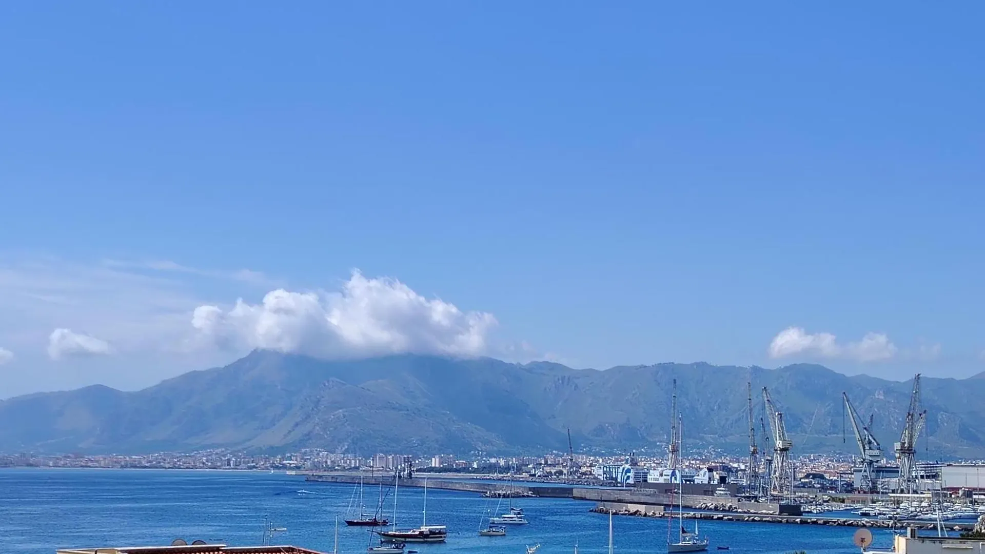 Casa De Paoli - Vista Mare Arenella, Palermo Con Parcheggio Privato Apartment