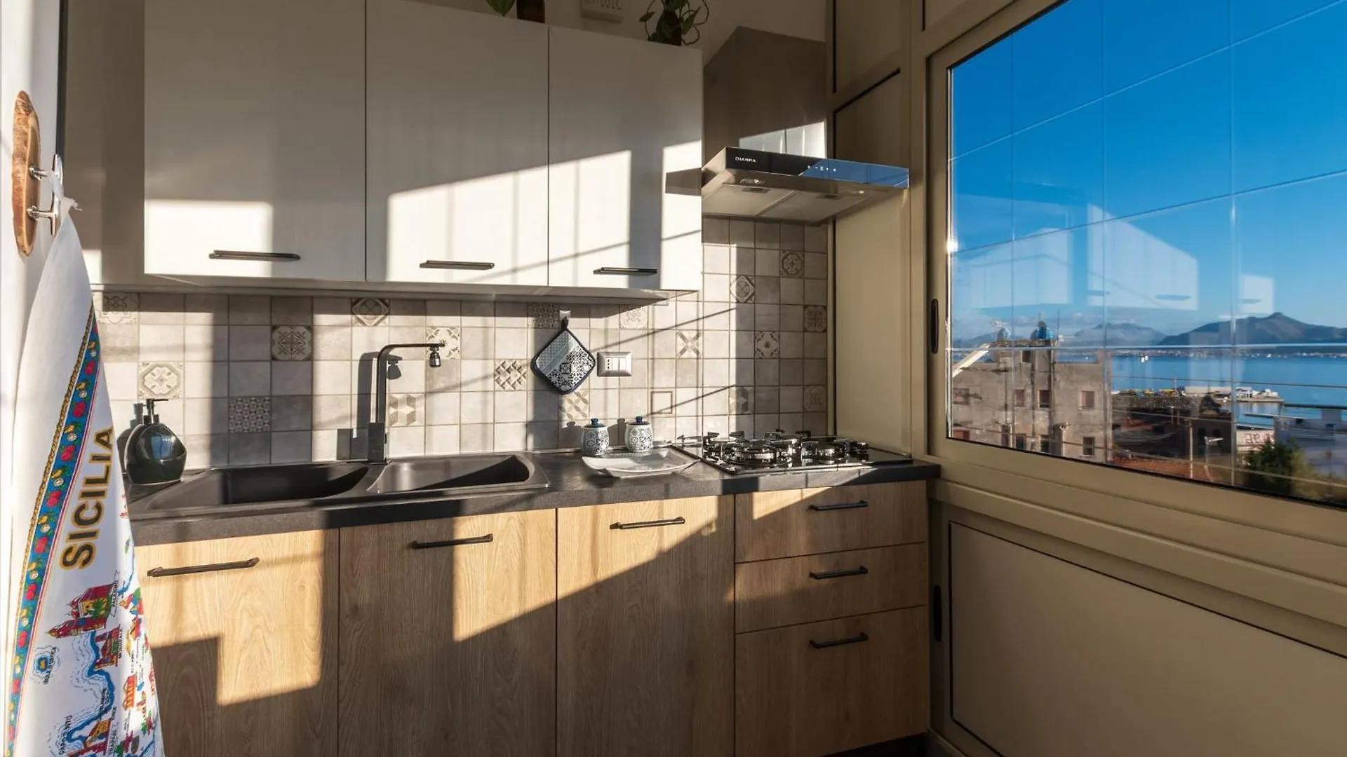 Apartament Casa De Paoli - Vista Mare Arenella, Palermo Con Parcheggio Privato