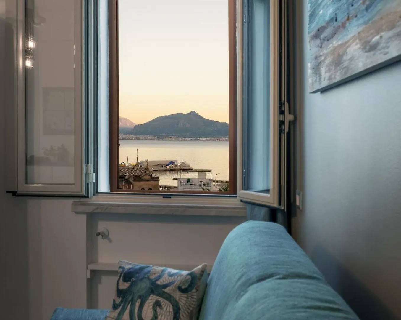 Casa De Paoli - Luminosissimo appartamento vista mare Palermo